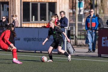 Bild 324 - wBJ Eimsbuettler TV - VfL Wolfsburg : Ergebnis: 1:3